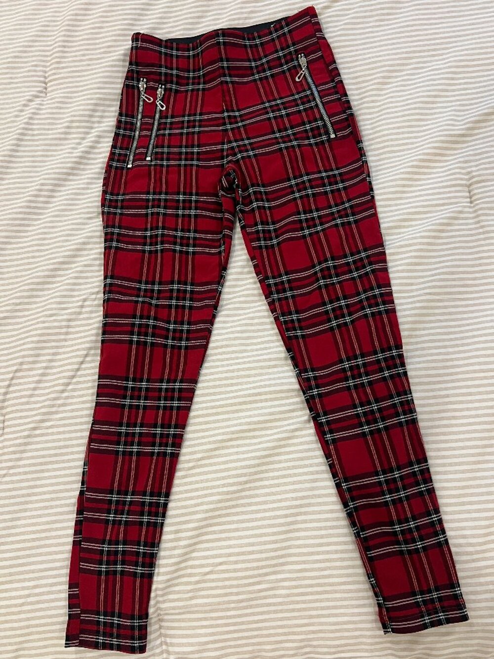 Zara Women’s Red Plaid Leggings Pants XS